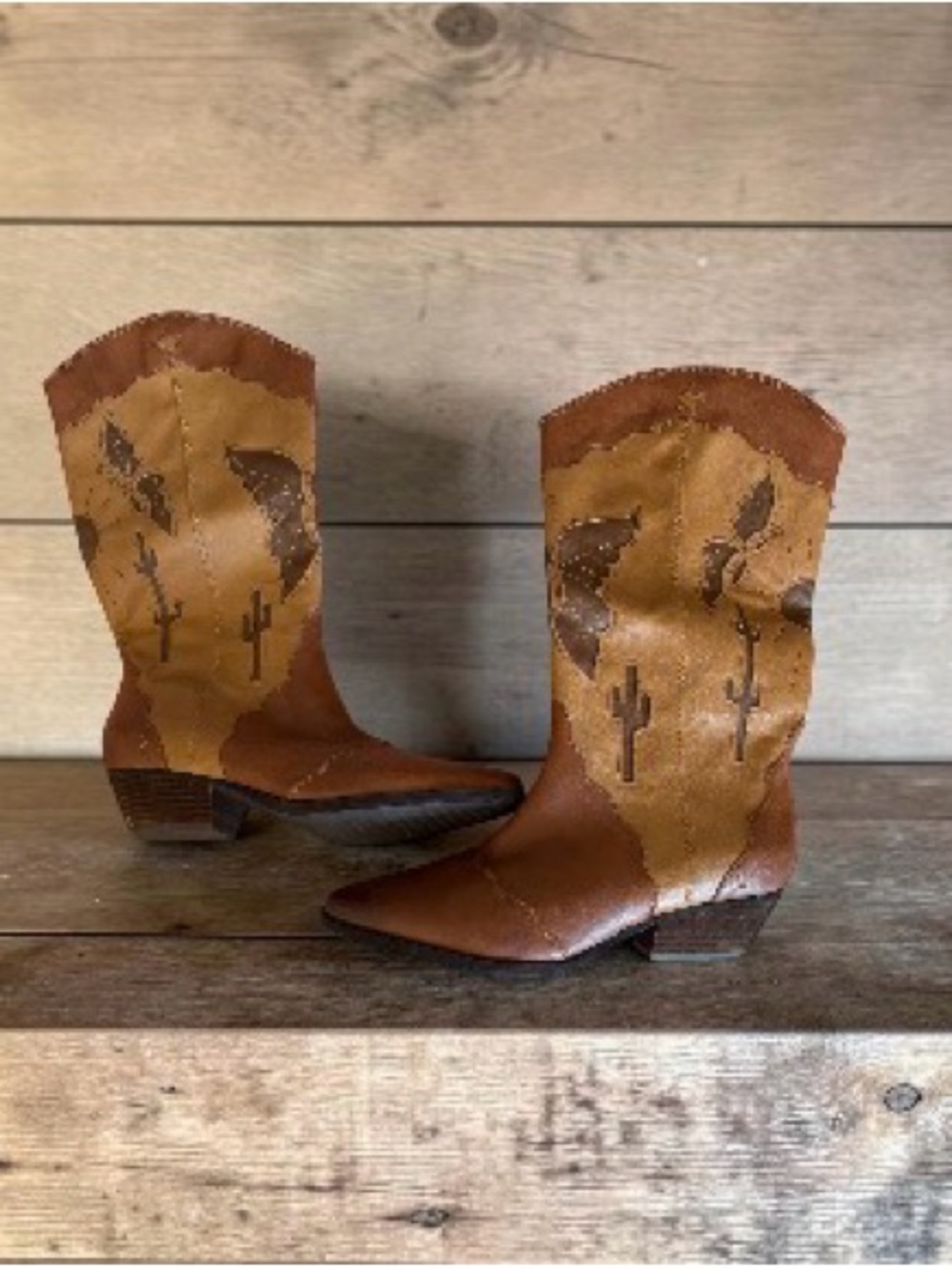 Coconuts Monarch size 11 women’s Cowboy Boots